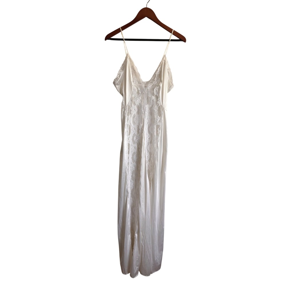 Val Mode Vintage White Lace Maxi Nightgown Slip Dress Small Made in USA